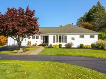 Property at 701 Willardshire Road, Elma, NY 14127