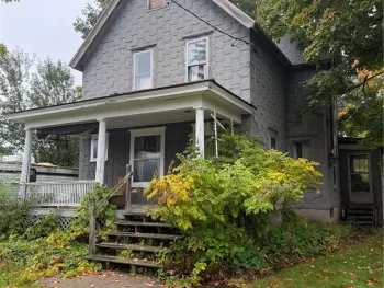 Property at 1 N Dayton Avenue, Phelps, NY 14432