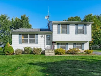 Property at 29 Hoover Parkway, Lockport City, NY 14094