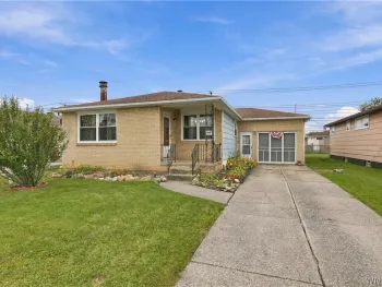 Property at 160 Banko Drive, Cheektowaga, NY 14043