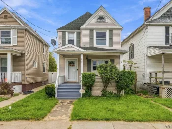 Property at 2805 Mckoon Avenue, Niagara Falls, NY 14305