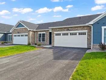 Property at 125 Cedarway Circle, Webster, NY 14580