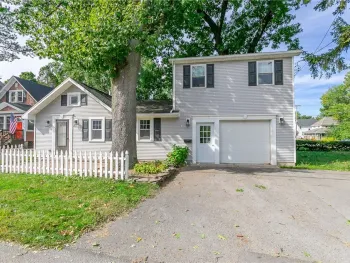 Property at 263 Point Pleasant Rd, Irondequoit, NY 14622