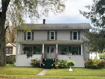 Property at 27 W Cayuga St, Moravia, NY 13118