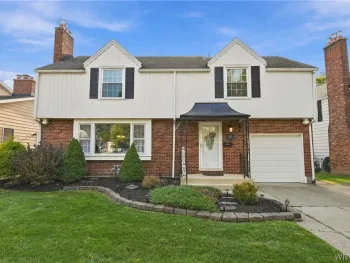 Property at 40 Rosedale Boulevard, Amherst, NY 14226