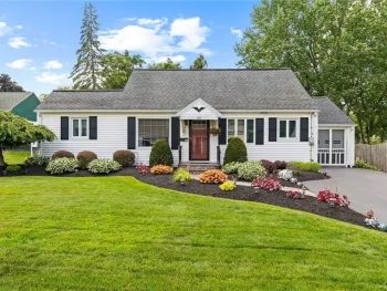 Property at 105 Hyland Drive, Salina, NY 13212