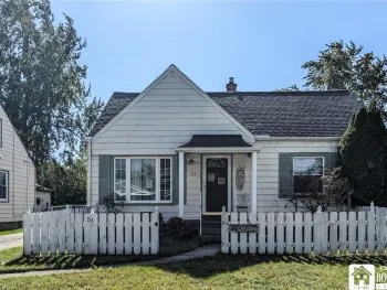Property at 51 Stoneleigh Avenue, Tonawanda, NY 14223