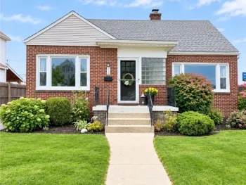Property at 15 Kenton Road, Tonawanda, NY 14217