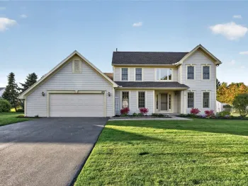 Property at 1491 Chigwell Ln N, Webster, NY 14580