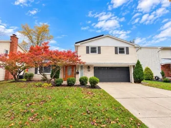 Property at 16 Ranch, Amherst, NY 14221