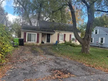Property at 214 W Molloy Road, Cicero, NY 13211