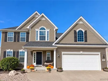 Property at 165 Windham Lane, Grand Island, NY 14072
