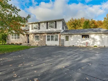 Property at 6326 Ward Road, Wheatfield, NY 14132