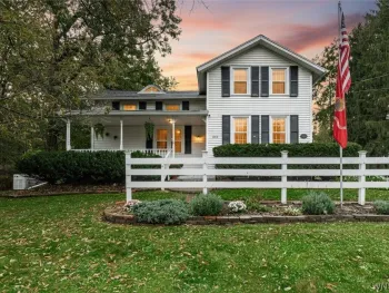 Property at 6913 Bear Ridge Road, Pendleton, NY 14120
