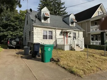 Property at 469 7th Street, Niagara Falls, NY 14301