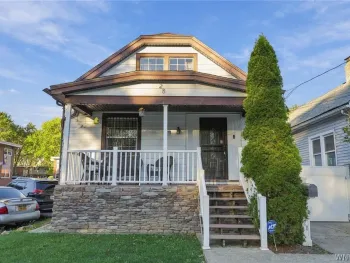 Property at 28 Pavonia Street, Buffalo, NY 14207