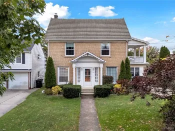 Property at 31 Lowell Road, Tonawanda, NY 14217