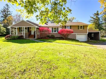 Property at 4 Wadsworth Road, New Hartford, NY 13501