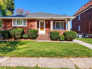 Property at 2750 Niagara Street, Niagara Falls, NY 14303