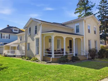 Property at 146 W Buffalo Street, Warsaw, NY 14569