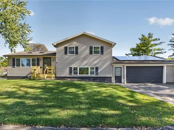 Property at 193 Meadow Circle, Irondequoit, NY 14609