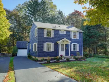 Property at 27 Lafayette Parkway, Brighton, NY 14625