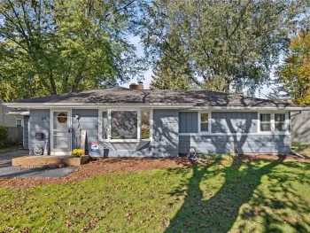 Property at 32 Cedargrove Drive, Irondequoit, NY 14617