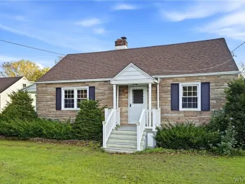 Property at 1656 Saunders Sett Road, Lewiston, NY 14304