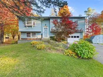 Property at 105 Unity Circle, Manlius, NY 13116
