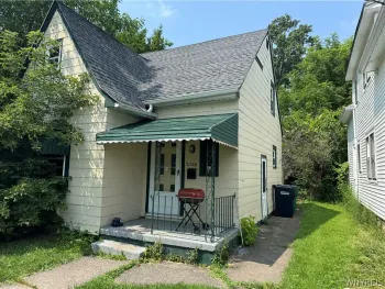 Property at 2256 Weston Avenue, Niagara Falls, NY 14305
