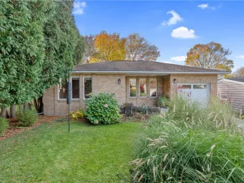 Property at 118 Fairwood Drive, Camillus, NY 13219
