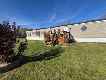 Property at 357 Grandview Dr, Arcade, NY 14009