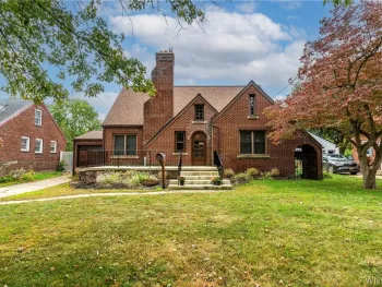 Property at 25 Sunset Road, Cheektowaga, NY 14227