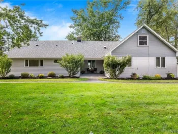 Property at 2 Nashua Court, Lancaster, NY 14086