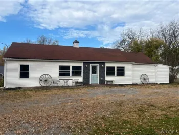 Property at 14069 Ridge Road, Gaines, NY 14411