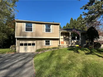 Property at 7 Matthew Circle, Ogden, NY 14624
