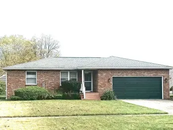 Property at 6479 Trillium Ct Court, Hamburg, NY 14085