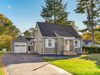 Property at 327 Ridgedale Circle, Greece, NY 14616