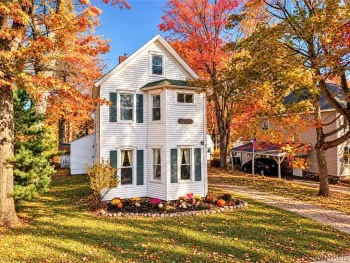 Property at 424 Oakwood Avenue, Aurora, NY 14052