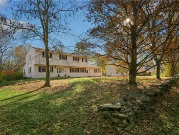 Property at 110 Foxcroft Lane, Manlius, NY 13066
