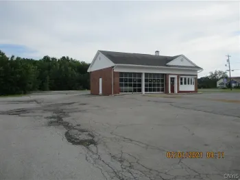 Property at 4531 State route 31, Clay, NY 13041